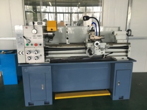 CZ1340V Hoge Precisie Motor Handleiding Draaibank Machines Met Ce - Product Image 4
