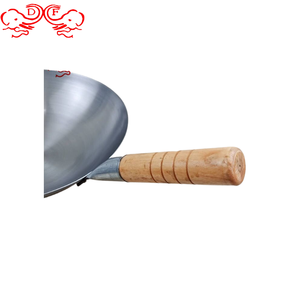 DF casa de comercio <span class=keywords><strong>wok</strong></span> chino sartén de cocina profunda de hierro sartén de cocina con mango de madera <span class=keywords><strong>WOK</strong></span> de hierro chino - Product Image 3