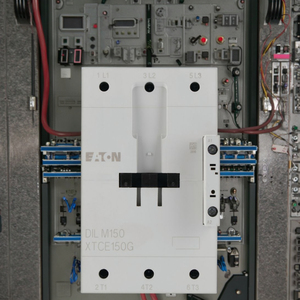 คอนแทคเตอร์ซีรีส์ DILM, 3 โพล, 380 V 400 V 90 KW, 500: 480 - 500 V 50/60 Hz, ใช้งานไฟ AC, ขั้วต่อแบบสกรู - Product Image 2