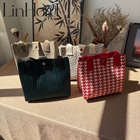 Sac à main minimaliste en jacquard tissé avec imprimé géométrique, sac à bandoulière léger en tricot pour le shopping et le bureau