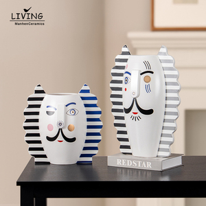 <span class=keywords><strong>Vaso</strong></span> in Ceramica <span class=keywords><strong>con</strong></span> Design Applicato a Forma di Faccia di Clown - Product Image 1