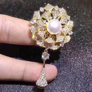 Broche en perles d'eau douce Hao Shi, style Bouddha, tendance populaire, pendentif de poitrine en deux parties avec motif numérique, bijoux élégants - Product Image 1