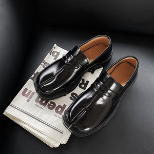 Chaussures mocassins à semelle épaisse pour hommes, style coréen, inspiration britannique, tendance, polyvalentes, décontractées - Product Image 1