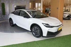 Toyota BZ3 2025 Blanco, SUV Eléctrico Puro de Largo Alcance PRO 2024, Vehículo de Nueva Energía, Últimos Modelos de Autos, BZ3X EV - Product Image 3