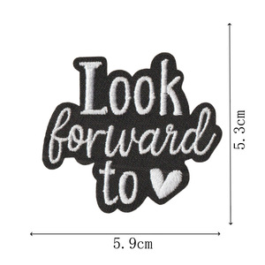 Patchs brodés inspirants avec citations positives, thermocollants, pour loisirs créatifs, 'Soyez gentil, vous êtes aimé', pour vêtements et chapeaux - Product Image 2