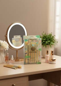 Set di pennelli per trucco Grenobil, 7 pezzi, manico in legno, ghiera rotonda in pelo sintetico per l'applicazione del trucco - Product Image 2