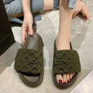 Vente en gros directe d'usine, pantoufles pour femmes en cuir véritable antidérapantes, à bout ouvert, avec logo embossé, de luxe, pour toutes les saisons - Product Image 2