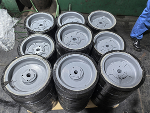 Fabricant directement en caoutchouc pneu solide roues non marquantes <span class=keywords><strong>12.5x4.25</strong></span> 4000278250 ensemble de roues <span class=keywords><strong>Haulotte</strong></span> Optimum nouveau - Product Image 4