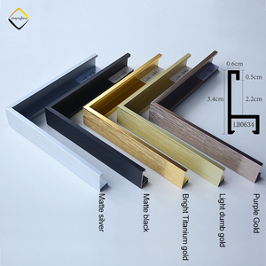 Taille personnalisée en gros maison décor aluminium métal cadre <span class=keywords><strong>Photo</strong></span> barre suspendu cadre <span class=keywords><strong>Photo</strong></span> moulage Extrusion <span class=keywords><strong>profil</strong></span>és en aluminium - Product Image 3