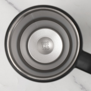 Bouteille d'eau personnalisée en acier inoxydable, <span class=keywords><strong>thermos</strong></span> isotherme OEM en acier inoxydable, vente en gros, tasse à café avec poignée - Product Image 5