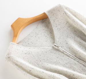 カスタムレディースカシミヤニットカーディガン、ゆったりVネックジッパー付き薄手サマーカシミヤコートセーター - Product Image 2