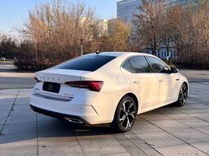 <span class=keywords><strong>Skoda</strong></span> <span class=keywords><strong>Octavia</strong></span> <span class=keywords><strong>2022</strong></span> PRO TSI280 Edición Premium 1.4T L4 150HP, una Opción Confiable para Exportación a Rusia - Product Image 4