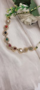El mejor conjunto de joyas de estilo indio tradicional es un conjunto de joyería tradicional de la colección Kundan-Polki. - Product Image 3