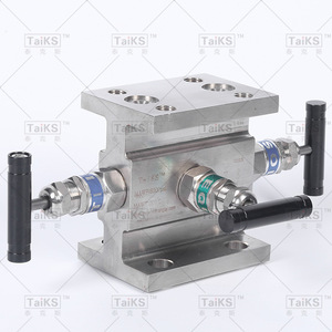 Collecteur à trois vannes en acier inoxydable intégré, transmetteur coplanaire haute pression, modèle 304 - Product Image 1