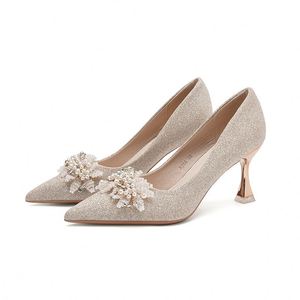 Chaussures de mariée champagne à bout pointu et talons hauts pour femme, assorties pour mariage Xiuhe - Product Image 5