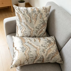 Coussin de canapé antidérapant de luxe haut de gamme, tendance et populaire, avec texture imprimée en feuille d'or de haute qualité, en peluche - Product Image 3