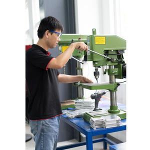 เครื่องดัดแผ่นโลหะ CNC ความแม่นยำสูงสำหรับการสร้างต้นแบบอย่างรวดเร็วและการปั๊มโลหะในการผลิตจำนวนมาก - Product Image 5