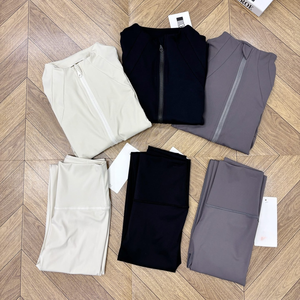 Conjunto de Shorts de Yoga de Dos Piezas para Mujer, Alta Elasticidad, Secado Rápido, Ligero, Ecológico, Tela Inteligente, Elástico en Cuatro Direcciones, Delantero - Product Image 5