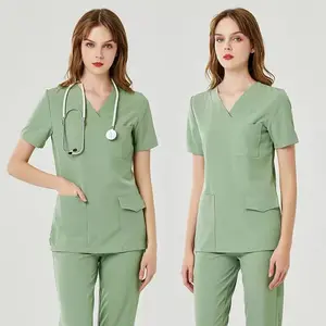 Uniformi ospedaliere medico medico infermiere personalizzato con Design stampato set di Scrub Unisex