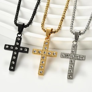 Collier pendentif croix en zircon pour homme, en acier inoxydable, étanche, hypoallergénique, avec breloque religieuse délicate, amulette, bijou - Product Image 4
