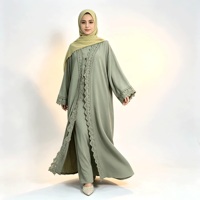 Ensemble Abaya Vert Sauge pour Femme avec Bordure en Dentelle, Vêtement Modeste Ouvert sur le Devant, Tenue Musulmane Islamique Longueur Ras du Sol