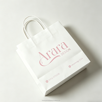 Sac en papier kraft recyclé imprimé avec logo personnalisé, finition lisse, poignées en corde plate pour l'emballage de desserts, pain, lait et sushis