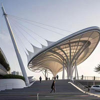Structure de membrane tendue anti-âge personnalisée, auvent haute résistance à la déchirure, toile PVDF pour sites touristiques extérieurs, rues commerciales, places publiques