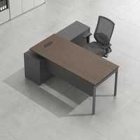 Scrivania Direzionale a L, Arredamento per Ufficio Moderno, Tavolo Manager con Mobile Laterale per Archiviazione