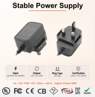 Adaptateur secteur 12V 2A 24W UK avec certificats UKCA CE GS TUV CB, chargeur mural AC/DC 100-240V, classe II niveau VI, haute efficacité