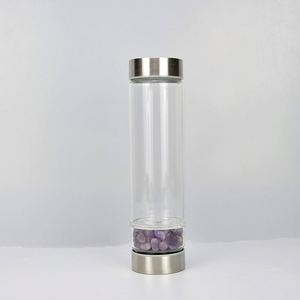 Bouteille d'eau en verre borosilicate haute qualité avec logo personnalisé 2026, manchon en améthyste naturelle et cristal de guérison - Product Image 1