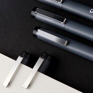 Ensemble de 11 stylos manga à pointes fines, encre noire, feutres fins pour le dessin, la calligraphie, le croquis et le traçage - Product Image 2
