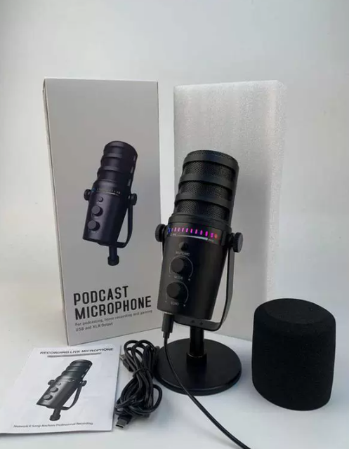 M7V USB/XLR Wired Dynamic Microphone - Ideal for Computer Gaming, Live Streaming, Singing and Other Audio Applications.