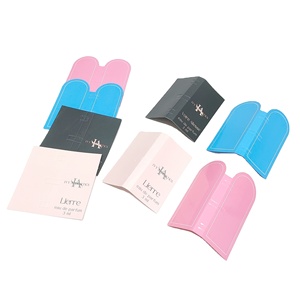 Flaconi campioncino profumo mini da 1ml, 2ml, 3ml personalizzabili con stampa all'ingrosso e confezione in cartoncino pieghevole - Trova simili prodotti - Product Image 4