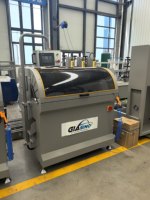 Sierra de Corte Neumática CNC para Soportes de Esquina de Aluminio, Hoja de Sierra Importada, Equipo de Procesamiento de Perfiles de Aleación de Aluminio