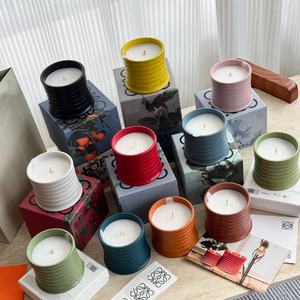 Bougie parfumée en cire de soja luxueuse, relaxante et agréable, aux arômes fruités, pour cadeau, respectueuse de l'environnement - Product Image 1