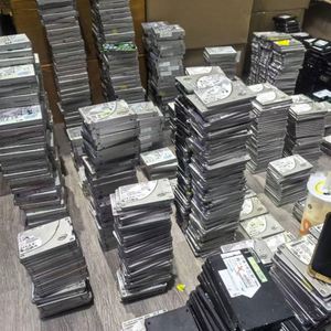 Brand New Pc4-25600 máy chủ Bộ nhớ DDR4 Bộ nhớ Ram 8GB 3200MHz M393A1K43DB2-CWE - Product Image 3