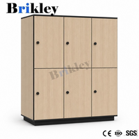 Casier de vestiaire commercial Brikley à 2 niveaux, en HPL antibactérien, avec serrure numérique pour rangement en vestiaire