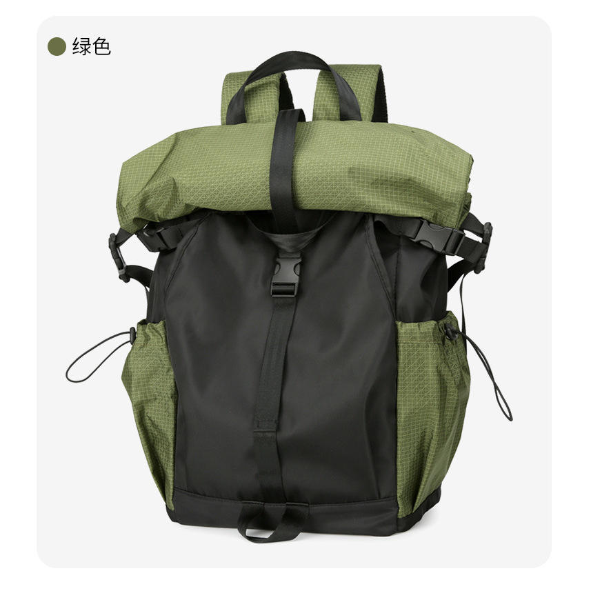 สีเขียวทหาร