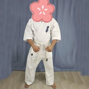 Uniforme de karaté durable et personnalisable, vêtements de sport de karaté Kyokushin pour adultes et enfants, costume d'arts martiaux avec marque OEM - Product Image 6
