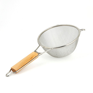 Stainless Steel Strainer 18Cm With Wooden Handle For Kitchen Use - Product Image 1