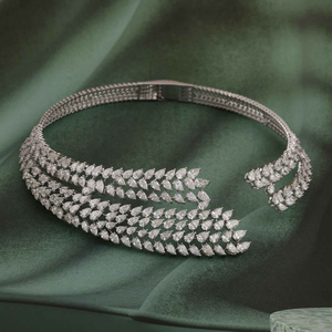 Collar Gargantilla Abierto de Plata 925 con Moissanita, Corte Pera, Hecho a Mano, Joyería Nupcial para Boda, Estilo Deslumbrante con Diseño Frontal - Product Image 6