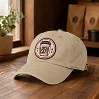 Casquette Dad Cap en coton lavé à calotte souple, avec broderie plate motif Café, pour commande en gros, emballage de détail pour les acheteurs de cadeaux de boulangerie, avec étiquette personnalisée