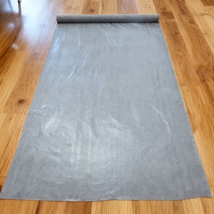 Film de protection de sol auto-adhésif non tissé, résistant à l'abrasion, perméable à l'air, imperméable et anti-poussière pour la rénovation de la maison - Product Image 4