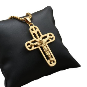 Yunnique – pendentif croix en acier inoxydable, couleur or, pendentifs thématiques pour hommes, collier cadeau - Product Image 4