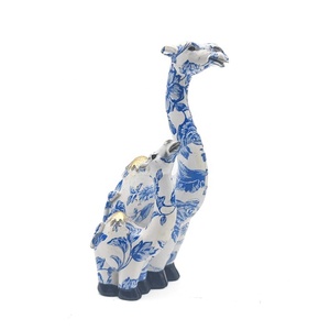 Sculpture en résine de chameau colorée, faite à la main, peinte à la main, taille personnalisable, forme irrégulière, thème Lourdes, décoration intérieure, maison, bureau - Product Image 4