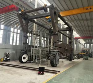 Grue à pneus : levage haute capacité pour la construction et la logistique - Product Image 6