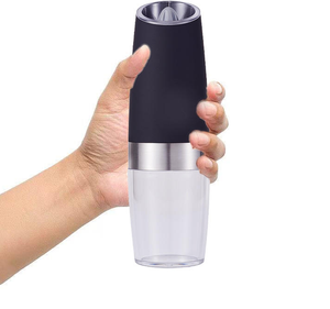 Moulin à poivre à gravité noir de haute qualité avec fonction lumière bleue, idéal pour la vente en gros - Product Image 2