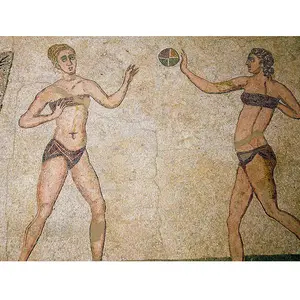 Mosaik Atlet Wanita, Bola Bermain Di Villa Romana Del Casale Pizza Armerina