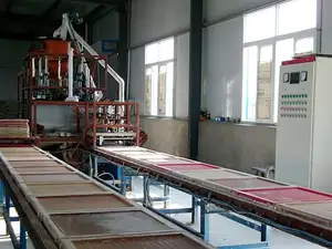Alta eficiencia de yeso del techo de equipo de fabricación de placa de yeso del que hace la máquina