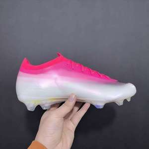 Scarpe da Calcio GX 3 Phantom Impermeabili a Taglio Basso FG AG con Tacchetti Lunghi e Corti Unisex per Allenamento Professionale e Partite - Product Image 1